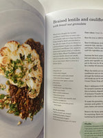 The Flexible Vegetarian: Flexitarian Recipes to Cook with Or Without Meat and Fish
Book by Jo Pratt