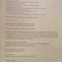 Salute: Food Wine And Travel In Southern Italy Donovan, Gail; Donovan, Kevin; Castellani, Robert