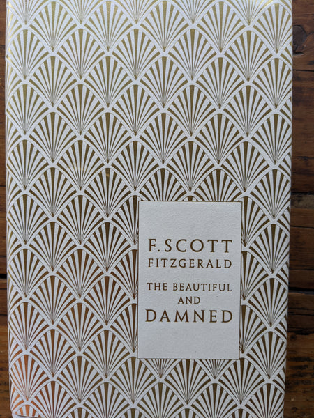 The Beautiful and Damned
Design by Coralie Bickford Smith
By: F. Scott Fitzgerald , Geoff Dyer, Coralie Bickford-Smith (Designed by)