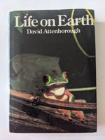Life On Earth - A Natural History
By Attenborough, David