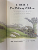 E. NESBIT  The Railway Children  INTRODUCED BY HELEN CRESSWELL  ILLUSTRATED BY INGA MOORE  THE FOLIO SOCIETY LONDON 1999