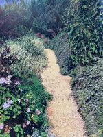 The Open Garden: Australian Gardens and Their Gardeners Book by Louise Earwaker and Neil G. Robertson